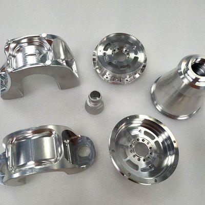 Our services include prototypes,CNC machining, sheet metal, steel moulds,rapid injection molding,silicone mold,rapid tooling,3D printing and die casting parts