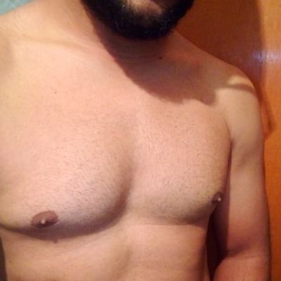 Bisexual de 38 años de Caracas, discreto,  serio e higiénico. Opend mind