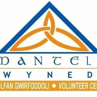 Cefnogi gwirfoddolwyr, grwpiau gwirfoddol a chymunedol yng Ngwynedd / Supporting volunteers, voluntary and community organisations in Gwynedd