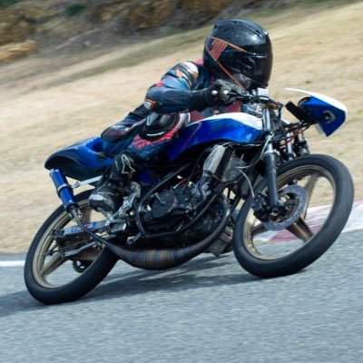 Shuma62's profile picture. 関大卒 千里山シェルター RG250Γ→GSX-R750、RMX250s→GSX-R1000R NS50F