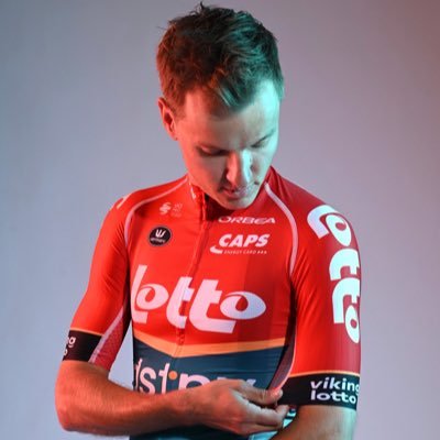 28 YO // Belgian // Pro Cyclist Lotto-Dstny // 🎓 Sportmanagement // @lauriendemeyer 🧡