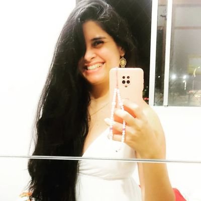 mellsilva2611's profile picture. 🇧🇷 Baiana
🏹Sagitariana 
🧠Pisicologia
⚪Não é possível ser bom pela metade 🍀.