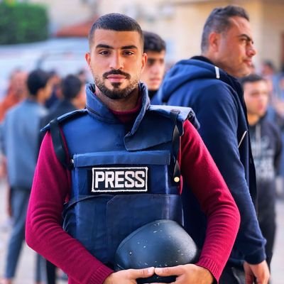 أليف الروح ملفت ، ولو بين الحشود ❤️
خريج هندسة حاسوب وإتصالات_ جامعة الأزهر 🎓
أعمل كمهندس بث فضائي لدى شركة
palmomenta للإنتاج الفني📹📹
13/11/97