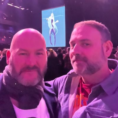 scouser 40 something, just plodding through. lover of screw top rosé. big dreamer. partner of @JamesRi67539445 🏳️🌈
