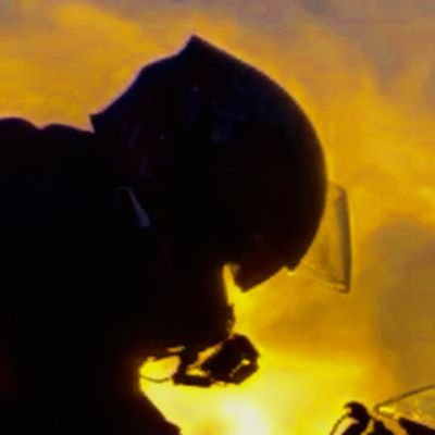 nanntokana33734's profile picture. 125ccに乗る18歳（06の代の07）バイク乗り
保有免許：🚗普通車🏍️普通二輪→大型二輪
今：バイト×2（市場・ガソスタ）
学生