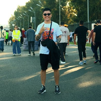 Música & Conciertos | https://t.co/hfMBNJNmee
➡️ Actualiza tu colección de discos: https://t.co/A5IkxbBl6j