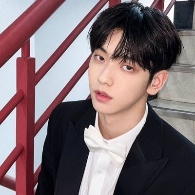 DyXoxo13102's profile picture. 