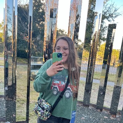 MennyJartin's profile picture. the future is bright, just look at it