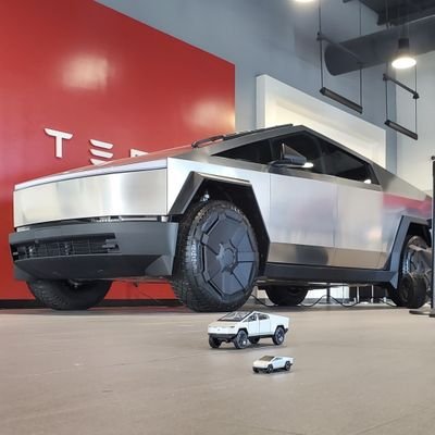 legacy RWD Model 3⚡future Cybertruck owner⚡amateur scientist, engineer, philosopher⚡random insights and analysis⚡polls about Tesla⚡and some dumb stuff too
