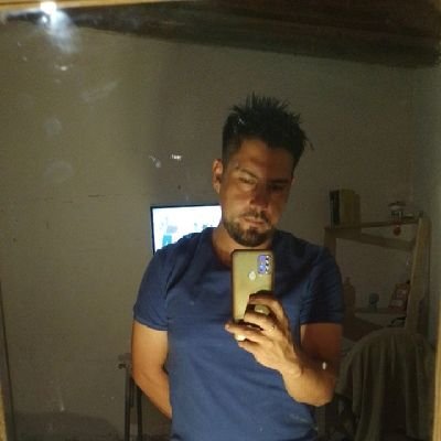 MaximilianoL11's profile picture. Estudiante de Historia. Fanatico de los Gadgets y del Internet.