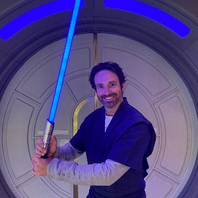 Educator, Author, Podcaster, Speaker | Find me at @CoffeeWthKenobi - https://t.co/N1kDOcj652 ☕️