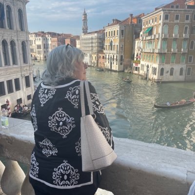 🇨🇦Interested world citizen. Proud Babcia. Grateful to live in Canada. Loves the ocean at Topsail NC. Loves everything about Tuscany. No DM please.