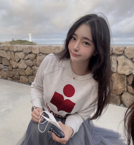 ebfam63178594's profile picture. 《フォロー必須》ママ活したいけど詐欺が多くて不安なそこのあなた🙋‍♂️男性とママさんの数“日本一の《オトナの》ママ活コミュニティ”に参加してみませんか？このコミュニティに参加して仕事を辞めてる方が続出中！参加方法はフォローだけ！お待ちしてますね🫶