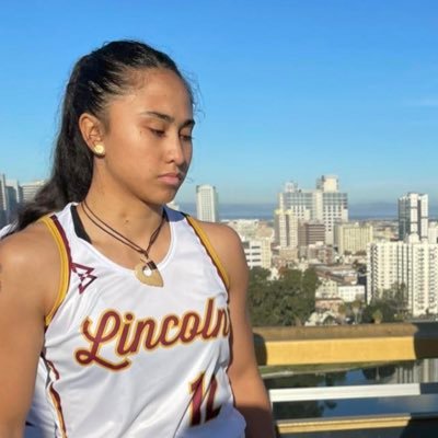 Lincoln CA wbb JR🏀3.6gpa📚PG/SG🎧NZ made🇳🇿❤️