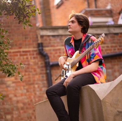 I'm a twitch streamer, day dreamer and a bass player