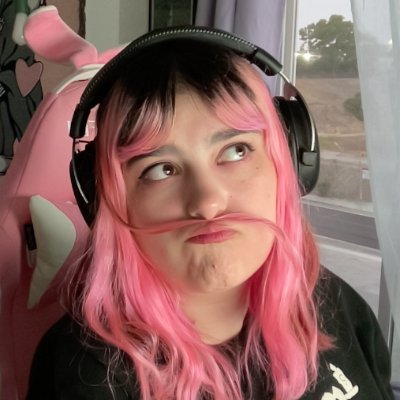 pollyrag's profile picture. narrative designer @theadhocstudio | prev @playpalia @neopets @LEVEL5_IA | aka gutterfoot | she/her 🌈 | opinions are my own 💭