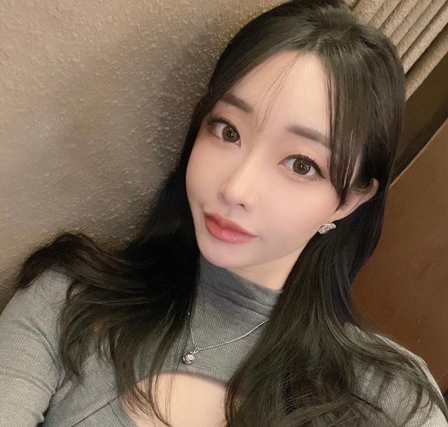 mocjo57568269's profile picture. 28歳・3社経営・最近の趣味はサイクリング・ママ活コミュニティ運営・興味を持ってくれた人に年下ママさん紹介します✨