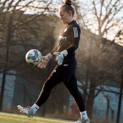 Professional Footballer @CelticFCWomen | | MSc Sport Management @StirUni