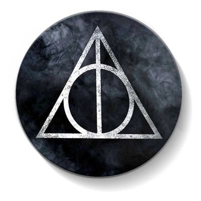 Cresciuta con il mondo di Harry Potter, sono Serpeverde e ne vado fiera, perché era quello che speravo. Disponibile a fare amicizia con altri potterheads 🖤💚
