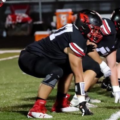 Football🏈-OT(DE) #77-Wrestling 🤼-Track 🏃‍♂️-6’2 260LBS- Class Of 25’ - Bench-270 Squat-350 Clean-185Newton High School 🔴 Email: benitezpaz625@gmail.com #NST