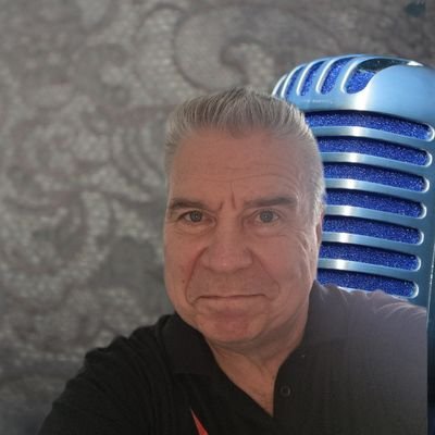 Multi - Award winning broadcaster, DJ, Singer and Drummer. 
Family/Music/ Football.
Currently presenting Drive on @u105radio   https://t.co/bWb9zUeA7T