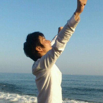 テレビ東京制作局長 →2025〜アニメ局長 「#JAPANをスーツケースに詰め込んで」「#モヤモヤさまぁ〜ず2」「#池の水ぜんぶ抜く大作戦」「#やりすぎ都市伝説」「#にちようチャップリン」「#ゴッドタン」他→著書「伊藤Pのモヤモヤ仕事術」→映画「お墓に泊まろう」https://t.co/y3TSMYt113