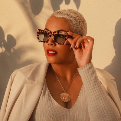 themikaelaian's profile picture. Sharing the BEST eats + drinks in #Bermuda + beyond 💫 Public Relations Agency Owner 📣 Rosé + Champs QUEEN 🥂