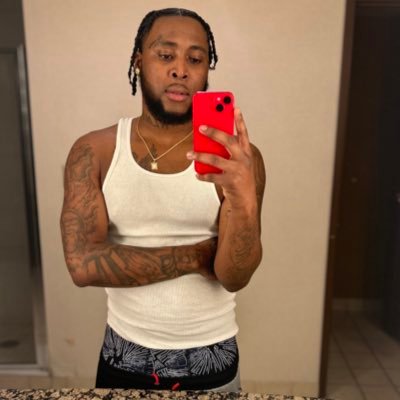 IG:@_1dirtydolla / Chances Make Champions 🏆 702 📍Ri$k Taker 🦈