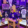 Hoyt4UW's profile picture. Holly’s husband of 36 years! Proud Dad of 3 humans, 2 Shiba Inus. UW FANATIC, friends, family, travel, golf, great wine & bourbon. #PurpleReign #BowDown