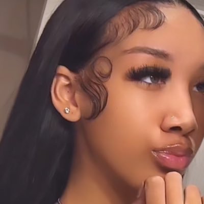 diaryofchaalyse Profile Picture