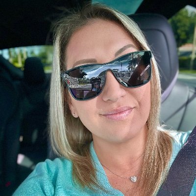 Broker Associate @ Block Realty, Mommy to two amazing kiddos and Wife ❤️
