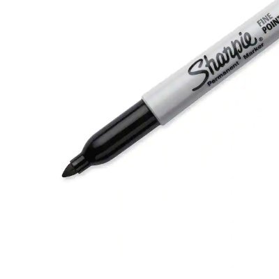 squaresharpie's profile picture. 