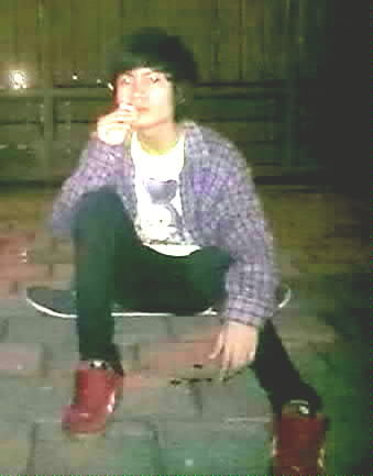 flxxznger's profile picture. suka skate