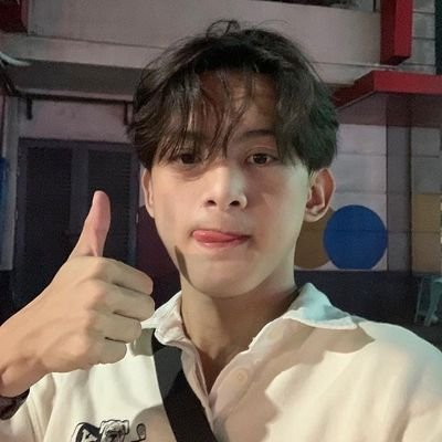 tzuwiechewables's profile picture. fan account