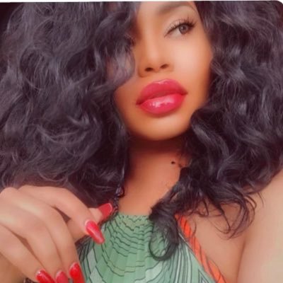 itsterryrose's profile picture. See things through my pink lense 💅💞💕