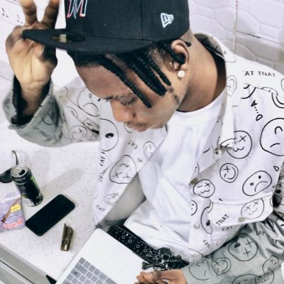 Worrilessoosha's profile picture. 