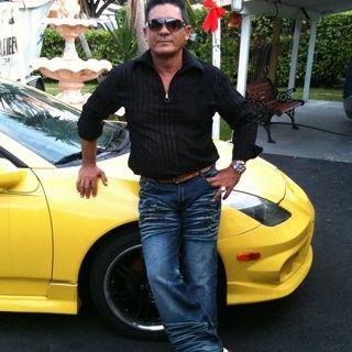 Reynaldo5293's profile picture. 