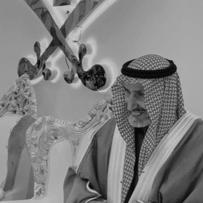 يـ بندر ولله جلستي بـ نخالاتي … تسوا حياتن عايشينن بها انذال