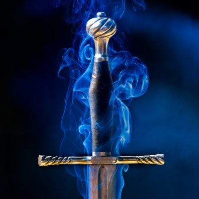 4rcangelMiguel's profile picture. Príncipe y Primer Arcángel del Cielo,  Rey y Señor de las Huestes Angélicas, Vencedor de las tinieblas, Defensor de la Fe.