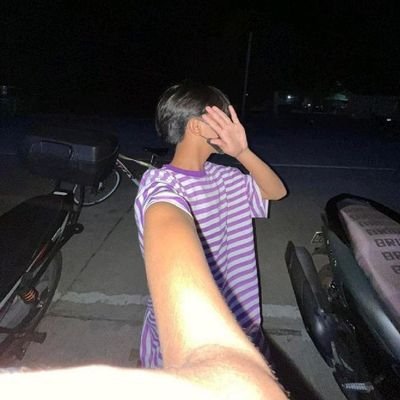 ksjajskdnsnsj's profile picture. random tweets bitches💅
don't mind my typos😋