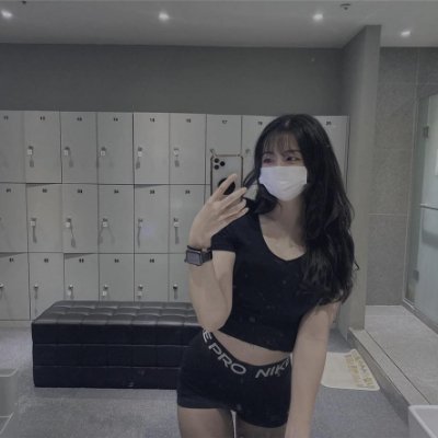 Cカップ/153cm。コンビニ店員です!会える人LINEください→https://t.co/yrGZorkkLb