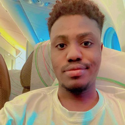 _eyezeek's profile picture. Software Engineer | Machine Learning, Crypto Enthusiast. 📍🇬🇧🇳🇬