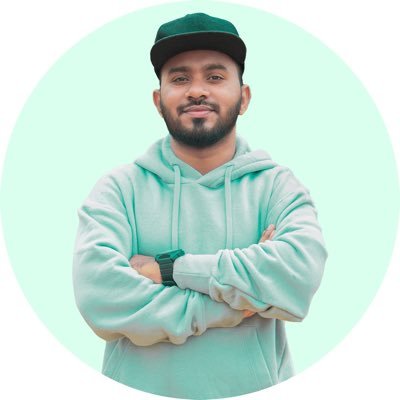 abdulatx's profile picture. Tech geek 📲  | Exploring the world through Design 🎨
I Photographer 📸 | Film Enthusiasts 🍿
| Product designer at @zoho | Join me on a visual journey