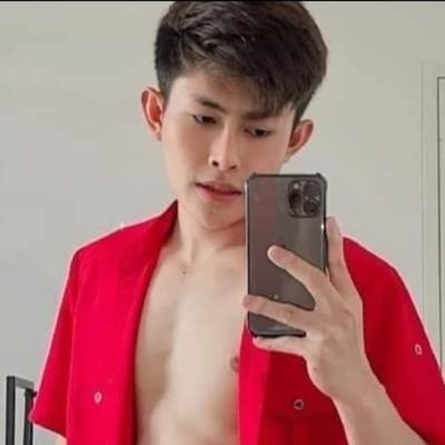 KoMyoaung129951 Profile Picture