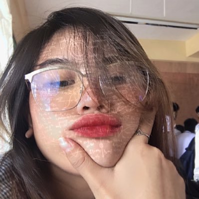 Loneliness is better than pain🇵🇭🍃