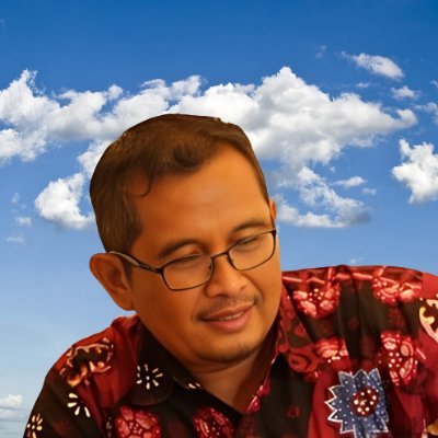 Profesor Kimia Fisik di Departemen Kimia FMIPA Universitas Gadjah Mada