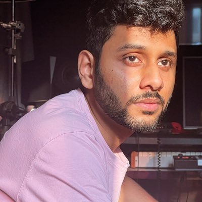 elvoffl's profile picture. Music Director, Singer, Lover and a Fighter!