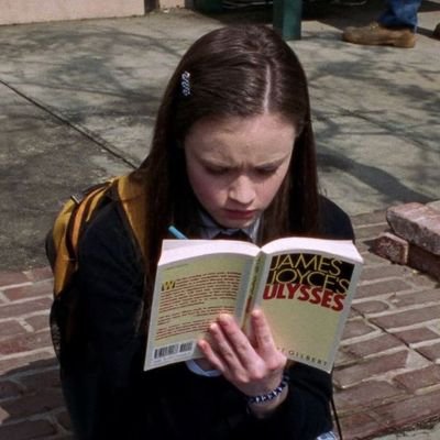 foolinred_'s profile picture. history, musicals and F1 trash | she/her