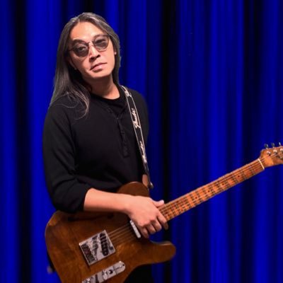 沖縄県出身・在住ギタリスト。 セッションギタリストとして活動。