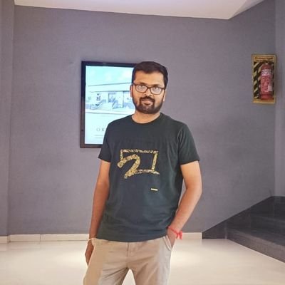 tamil411's profile picture. 